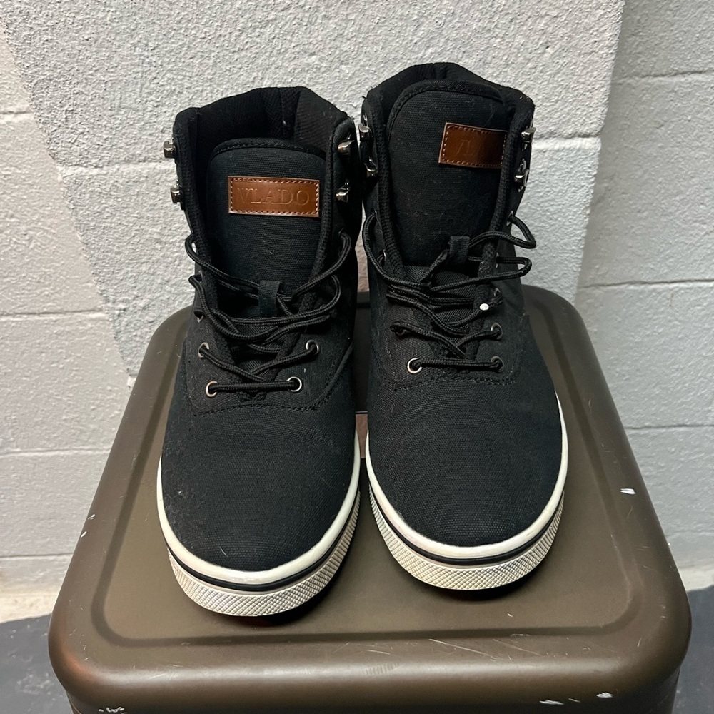 Vlado Men's Black High-Top Sneakers